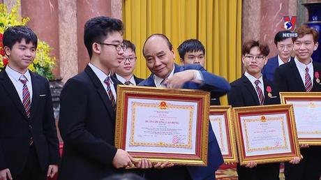 Bản tin tiếng Trung ngày 26/12/2022