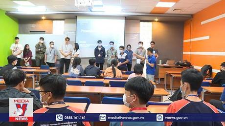 Sinh viên TPHCM hào hứng vì được nghỉ Tết dài 