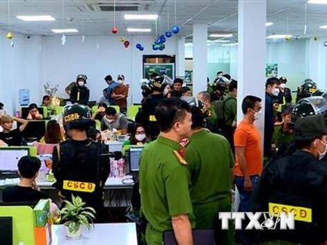 TP Hồ Chí Minh: Đánh sập mạng lưới lừa đảo rút tiền từ thẻ tín dụng