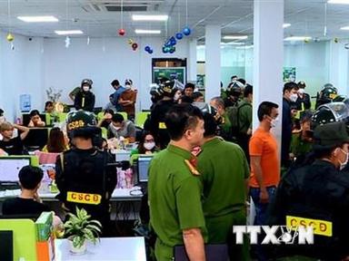 TP Hồ Chí Minh: Đánh sập mạng lưới lừa đảo rút tiền từ thẻ tín dụng