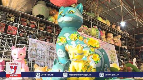 Tất bật chuẩn bị linh vật cho đường hoa Tết Quý Mão 2023