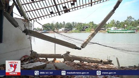 Vĩnh Long: Sạt lở bờ kè ảnh hưởng đến đời sống của nhiều hộ dân