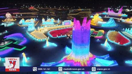 Rực rỡ công viên băng đăng ở Cáp Nhĩ Tân