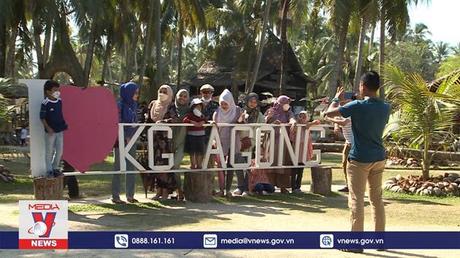 Người dân Malaysia quây quần đón năm mới bên gia đình