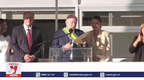 Tân Tổng thống Brazil thay đổi một loạt chính sách