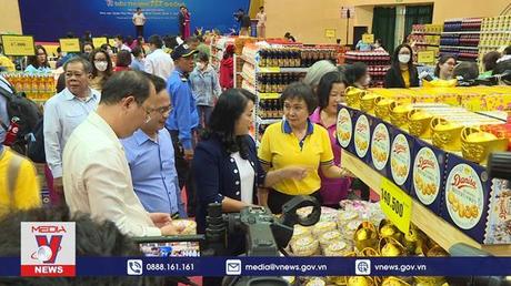 Siêu thị 0 đồng đem Tết đến với người nghèo