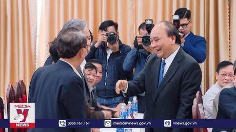 Chủ tịch nước gặp mặt nguyên lãnh đạo cấp cao khu vực miền Trung