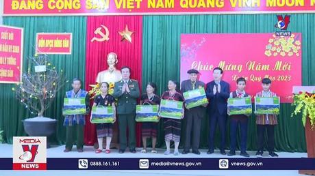 Thường trực Ban Bí thư thăm và chúc Tết quân, dân huyện A Lưới 