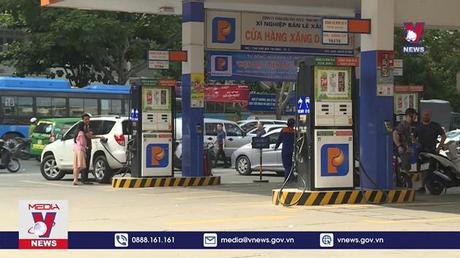 Đề xuất doanh nghiệp tự quyết giá bán xăng dầu