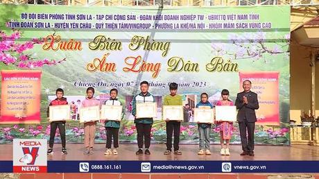 Niềm vui đầu xuân với các hộ nghèo biên giới Sơn La