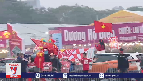 Cổ động viên Việt Nam tự tin chiến thắng