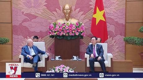 Chủ tịch Quốc hội tiếp Bộ trưởng Ngân khố bang Victoria, Australia