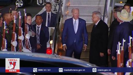 Tổng thống Mỹ tới Mexico