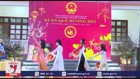 Gặp gỡ cộng đồng người Việt mừng Xuân Quý Mão