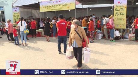 Tết đến sớm với người nghèo ở TPHCM