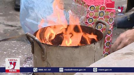 Mỗi năm, người Việt đốt gần 50.000 tấn vàng mã
