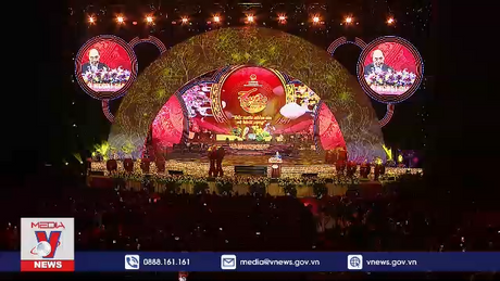 Chủ tịch nước dự chương trình Xuân Quê hương 2023