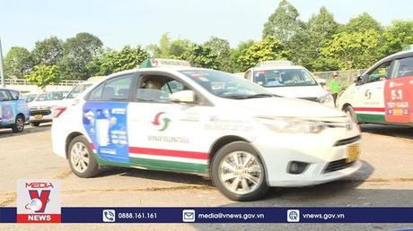 Sân bay Tân Sơn Nhất mở bãi đậu taxi miễn phí dịp Tết