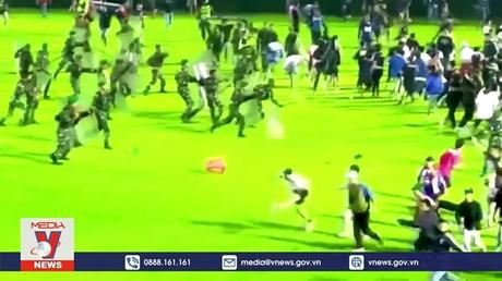 Indonesia xét xử vụ bạo loạn sân cỏ