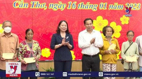 Phó Chủ tịch nước thăm, chúc Tết tại Cần Thơ