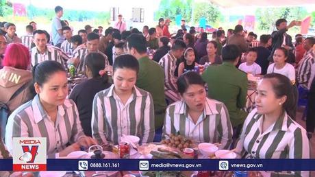 Bữa cơm tất niên ở trại giam Gia Trung