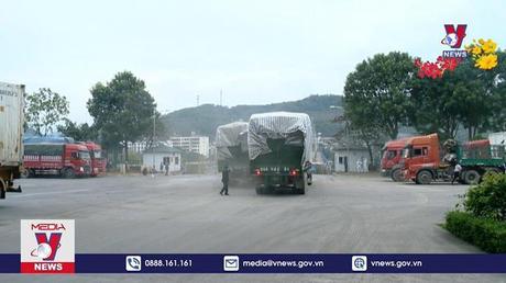 Trung Quốc tạm dừng thông quan dịp Tết tại một số cửa khẩu