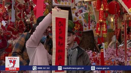 Reuters phản ánh không khí Tết Nguyên đán ở Hà Nội