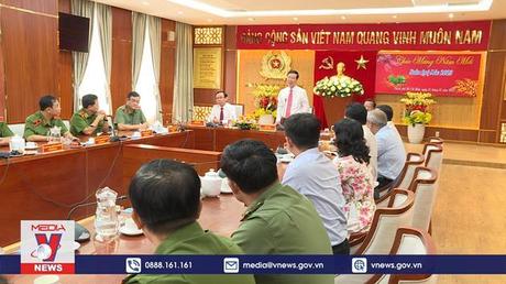 Thường trực Ban Bí thư Võ Văn Thưởng thăm, chúc tết Công an TP.HCM