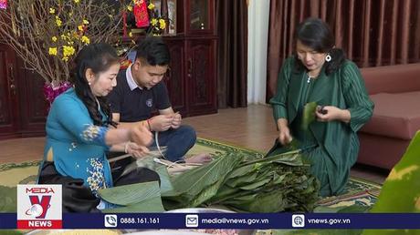 Phong tục Tết của gia đình Lào – Việt