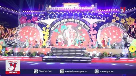 Người dân Hải Phòng ước nguyện năm mới hạnh phúc, thành công