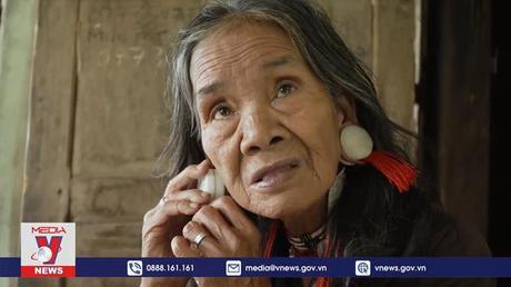 Phim tài liệu: Phụ nữ Brâu ở ngã ba Đông Dương - Những bước đi trên đường hội nhập