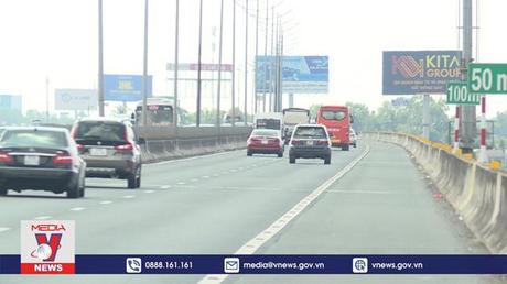 Mùng 2 Tết, giao thông từ TPHCM về miền Tây đông đúc