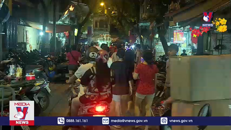 Xử lý điểm trông giữ xe trái phép sát hồ Hoàn Kiếm