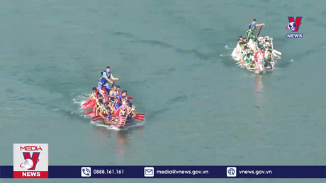 Tuyên Quang tổ chức hội đua thuyền trên sông Lô