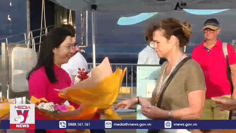 Tàu khách quốc tế đưa hơn 2.000 du khách cập cảng Bà Rịa - Vũng Tàu