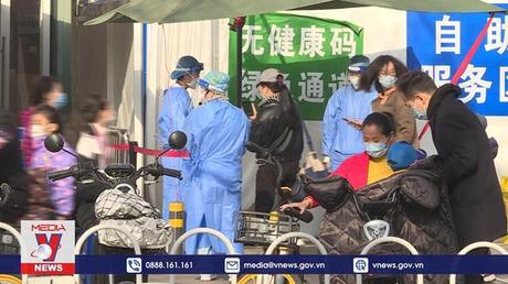 Số ca nhiễm COVID-19 hàng ngày tại Trung Quốc giảm mạnh