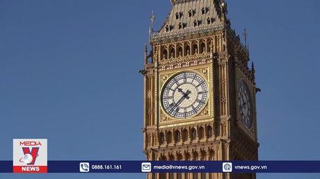 Anh cân nhắc dỡ bỏ giới hạn giờ làm việc với sinh viên nước ngoài