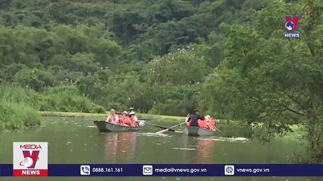 Ninh Bình đón gần 400 nghìn khách du xuân 