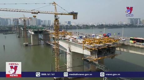 Sôi động công trường cầu Vĩnh Tuy 2 