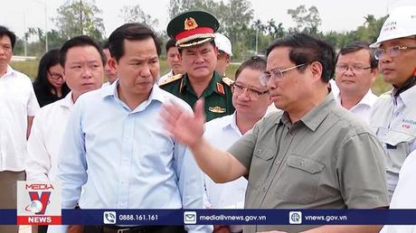 Thủ tướng kiểm tra các dự án giao thông tại ĐBSCL