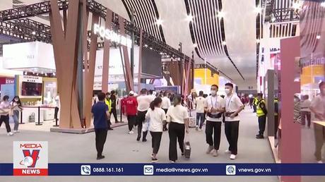 IMF nâng dự báo tăng trưởng kinh tế toàn cầu năm 2023