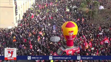 Lại đình công quy mô lớn ở Pháp