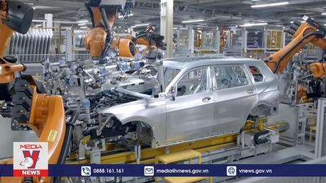 Triển vọng sản xuất của Singapore vẫn ảm đạm