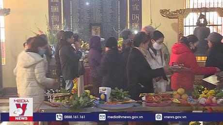 Tiền công đức phải tiếp nhận qua kho bạc, ngân hàng