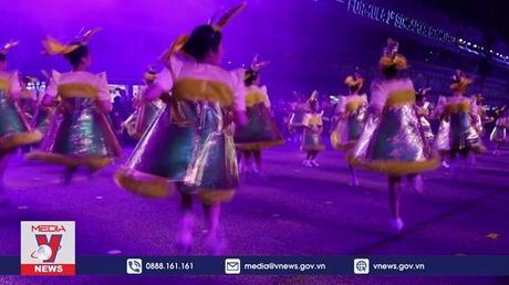 Singapore tưng bừng tổ chức Lễ diễu hành mừng Xuân 2023