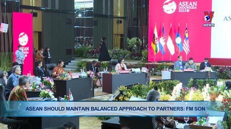 Bản tin tiếng Anh ngày 04/02/2023