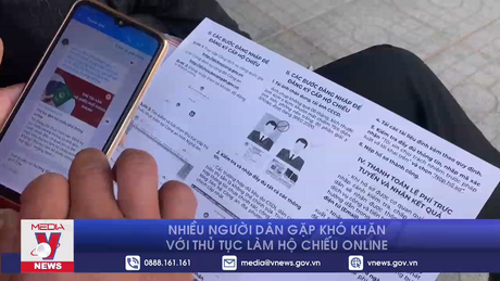 Nhiều người dân gặp khó khăn với thủ tục làm hộ chiếu online