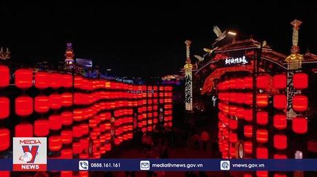 Rực rỡ lễ hội đèn lồng dịp Tết Nguyên tiêu tại Trung Quốc