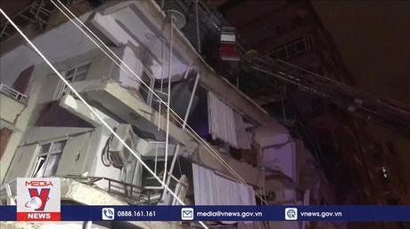 Hàng trăm người thương vong do động đất ở Thổ Nhĩ Kỳ