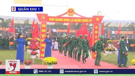 Hàng nghìn thanh niên Quân khu 1 lên đường nhập ngũ 